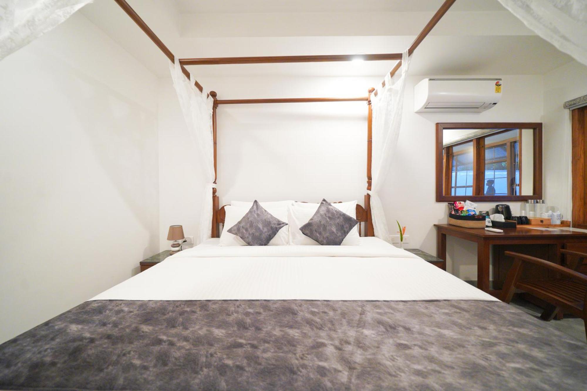 Once Upon The River, Aluva - Near Cochin International Airport सहारा 4*