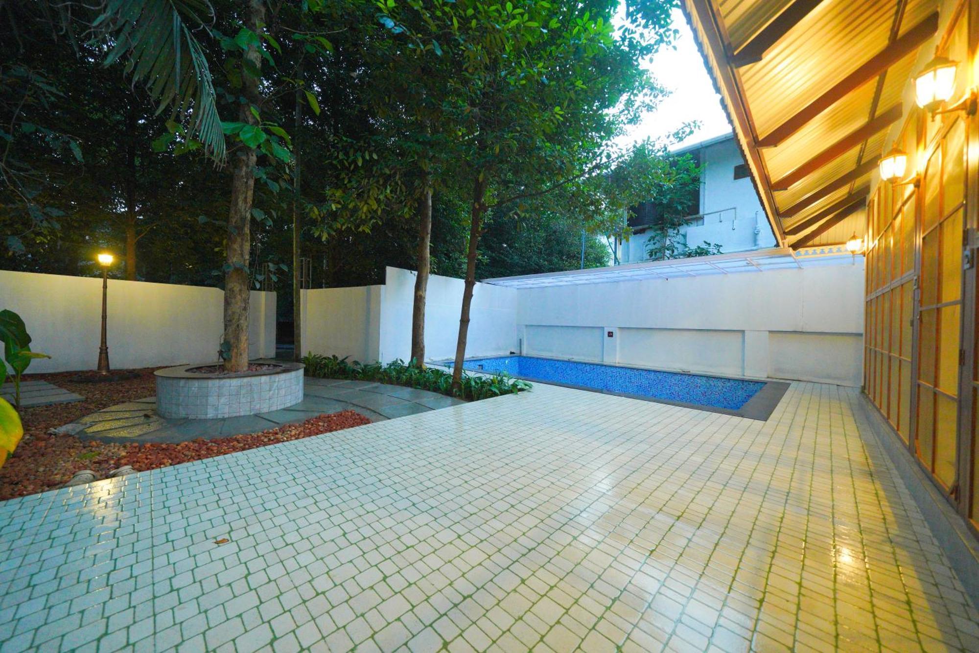 Once Upon The River, Aluva - Near Cochin International Airport सहारा 4*