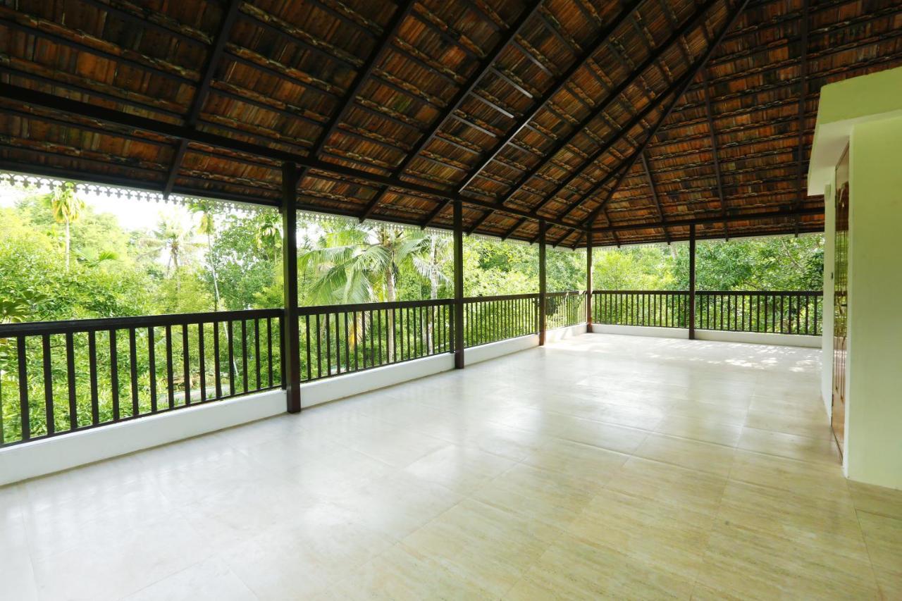 सहारा Once Upon The River, Aluva - Near Cochin International Airport
